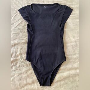 Seea Lean one piece sz M